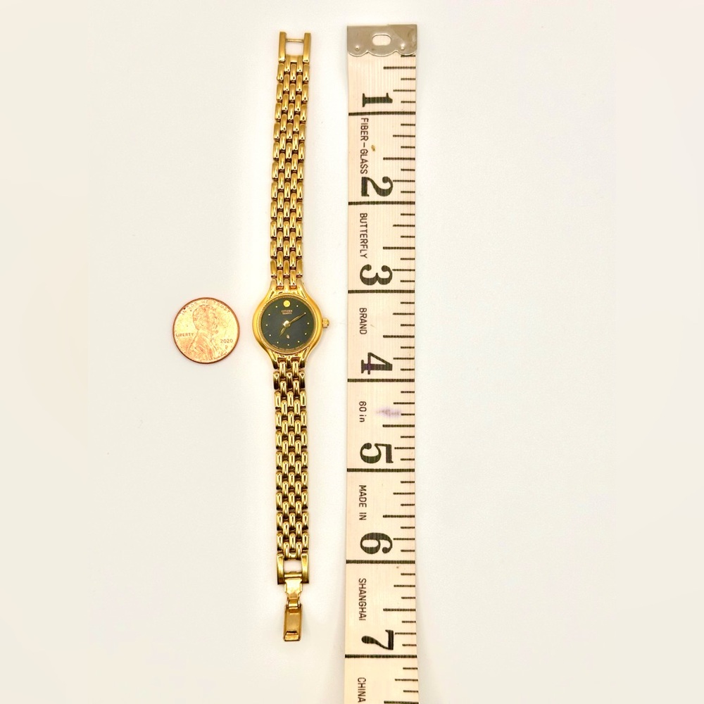 Citizen Women Quarts Gold tone, Black dial watch